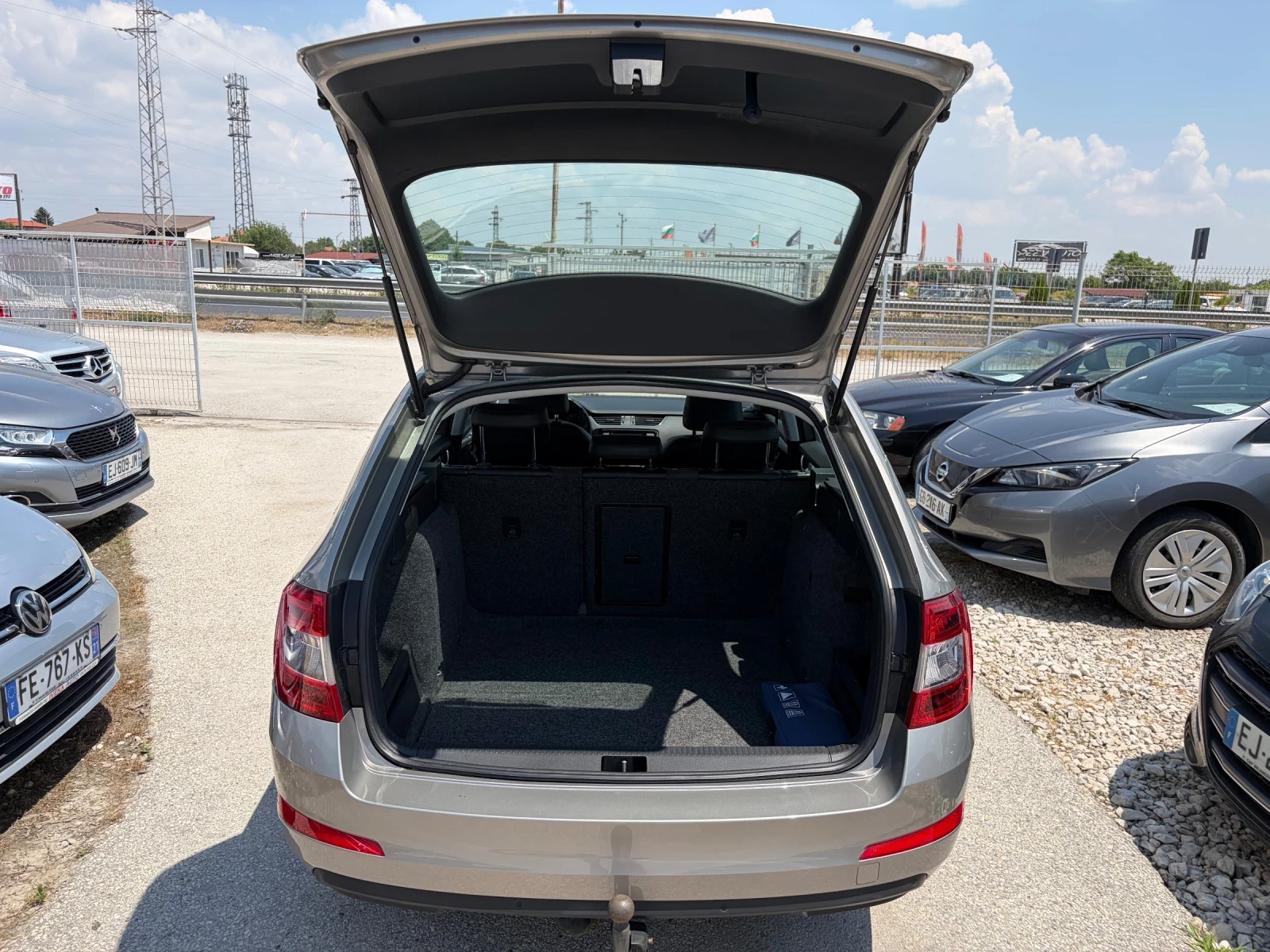 Skoda Octavia TOP Condition , снимка 12 - Автомобили и джипове - 55120543