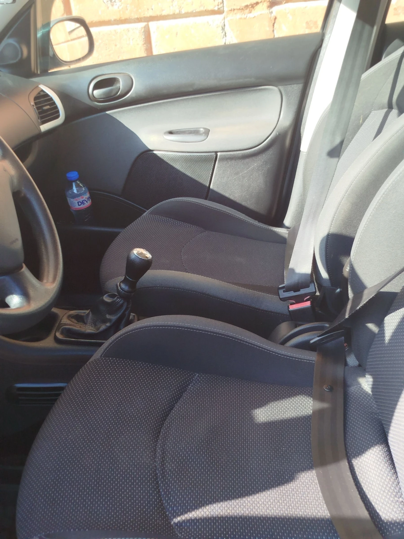Peugeot 206 Лек , снимка 14 - Автомобили и джипове - 55156601