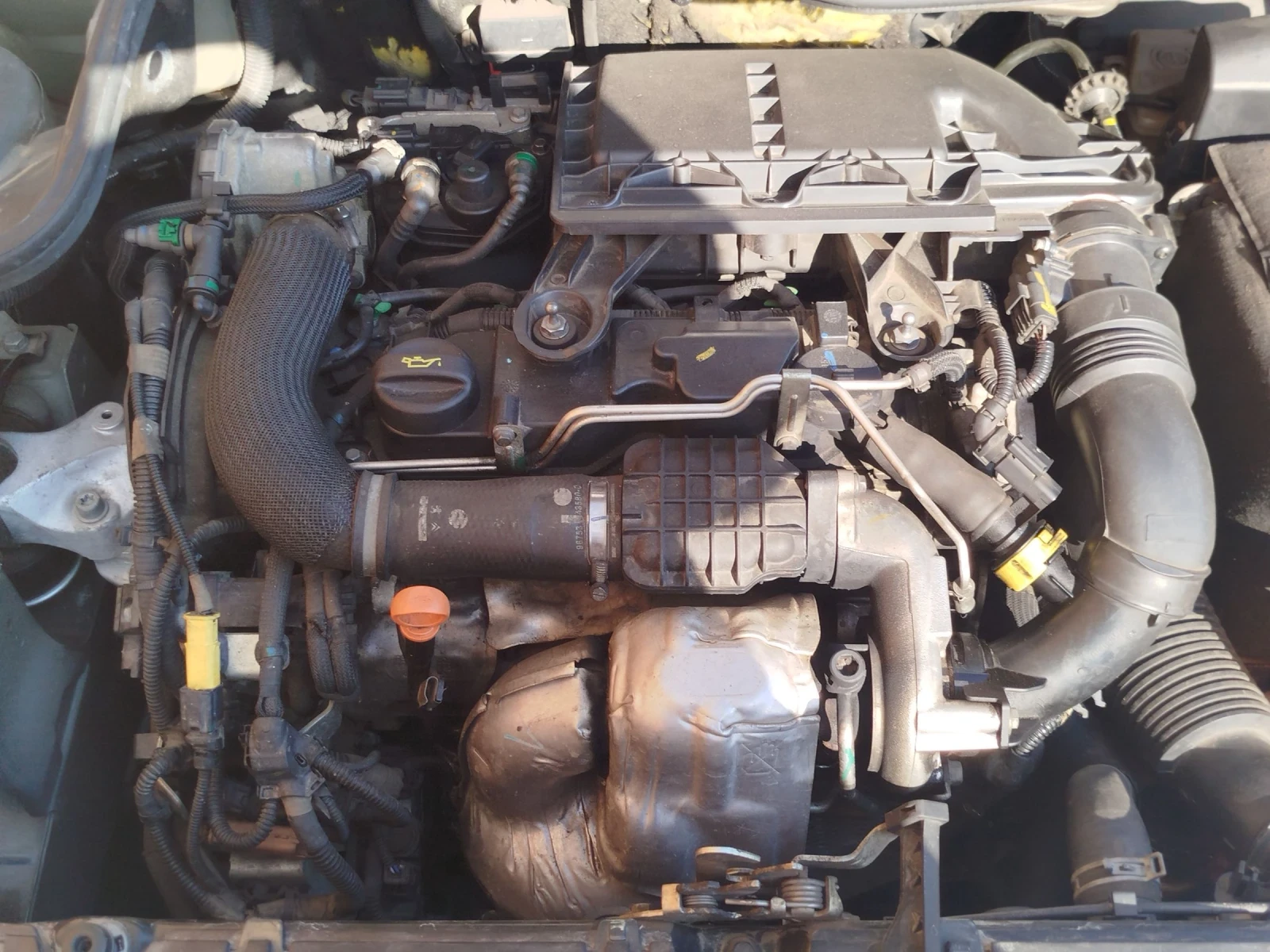 Peugeot 206 Лек , снимка 8 - Автомобили и джипове - 55156601
