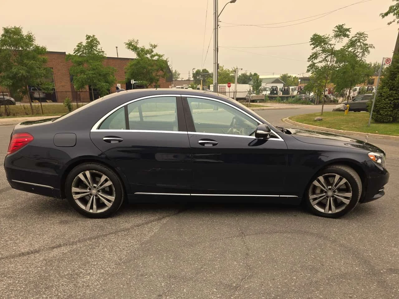 Mercedes-Benz S 550 * ДИСТРОНИК * ОБДУХВАНЕ * ПОДГРЕВ * 360, снимка 4 - Автомобили и джипове - 55309262