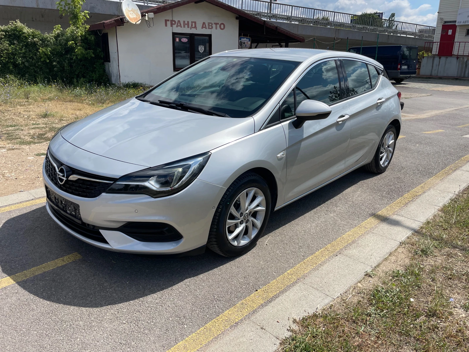 Opel Astra 1.5CDTI-"COSMO"-KEYLESS GO-МЪРТВА ТОЧКА-КА, снимка 2 - Автомобили и джипове - 55413193
