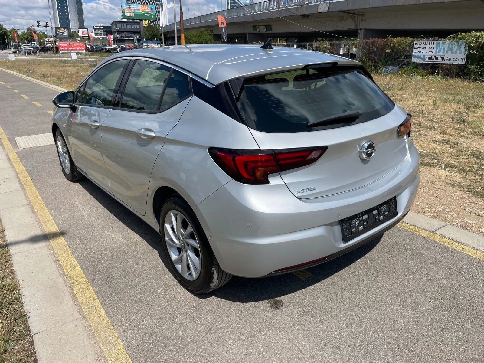Opel Astra 1.5CDTI-"COSMO"-KEYLESS GO-МЪРТВА ТОЧКА-КА, снимка 6 - Автомобили и джипове - 55413193