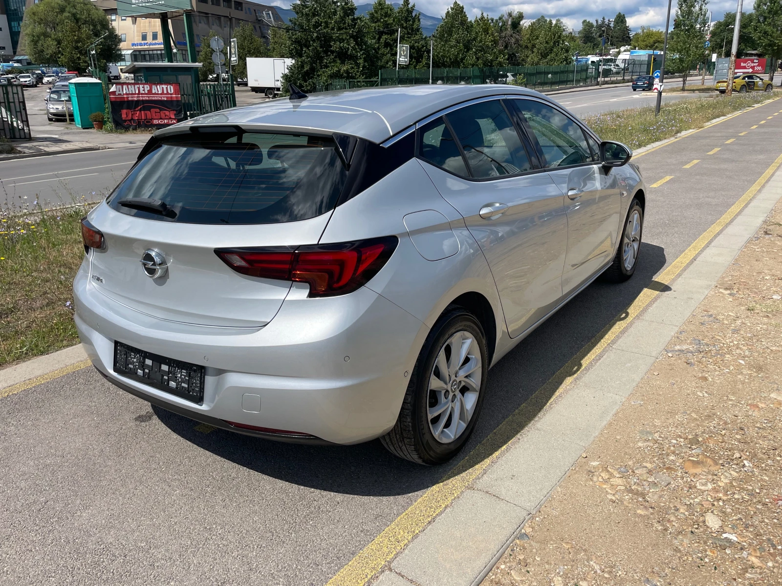 Opel Astra 1.5CDTI-"COSMO"-KEYLESS GO-МЪРТВА ТОЧКА-КА, снимка 5 - Автомобили и джипове - 55413193