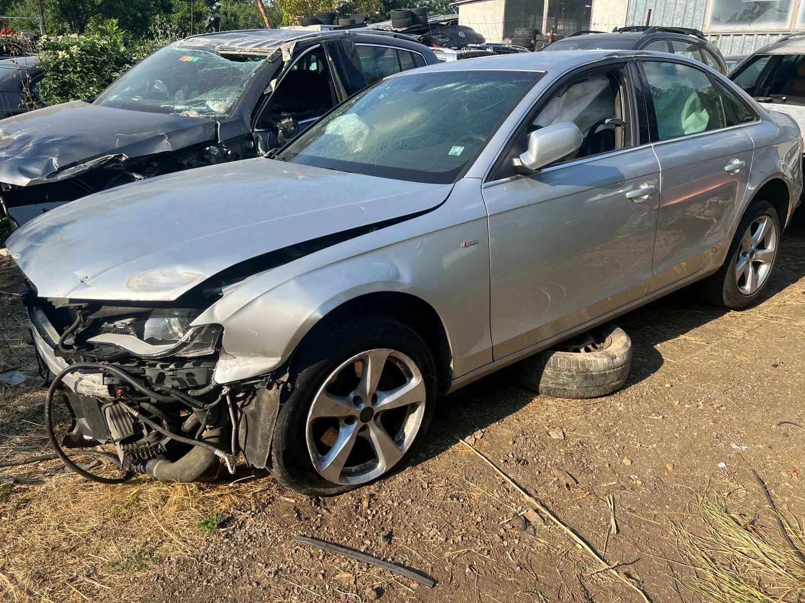 Audi A4 2.0TFSI, снимка 3 - Автомобили и джипове - 55577770