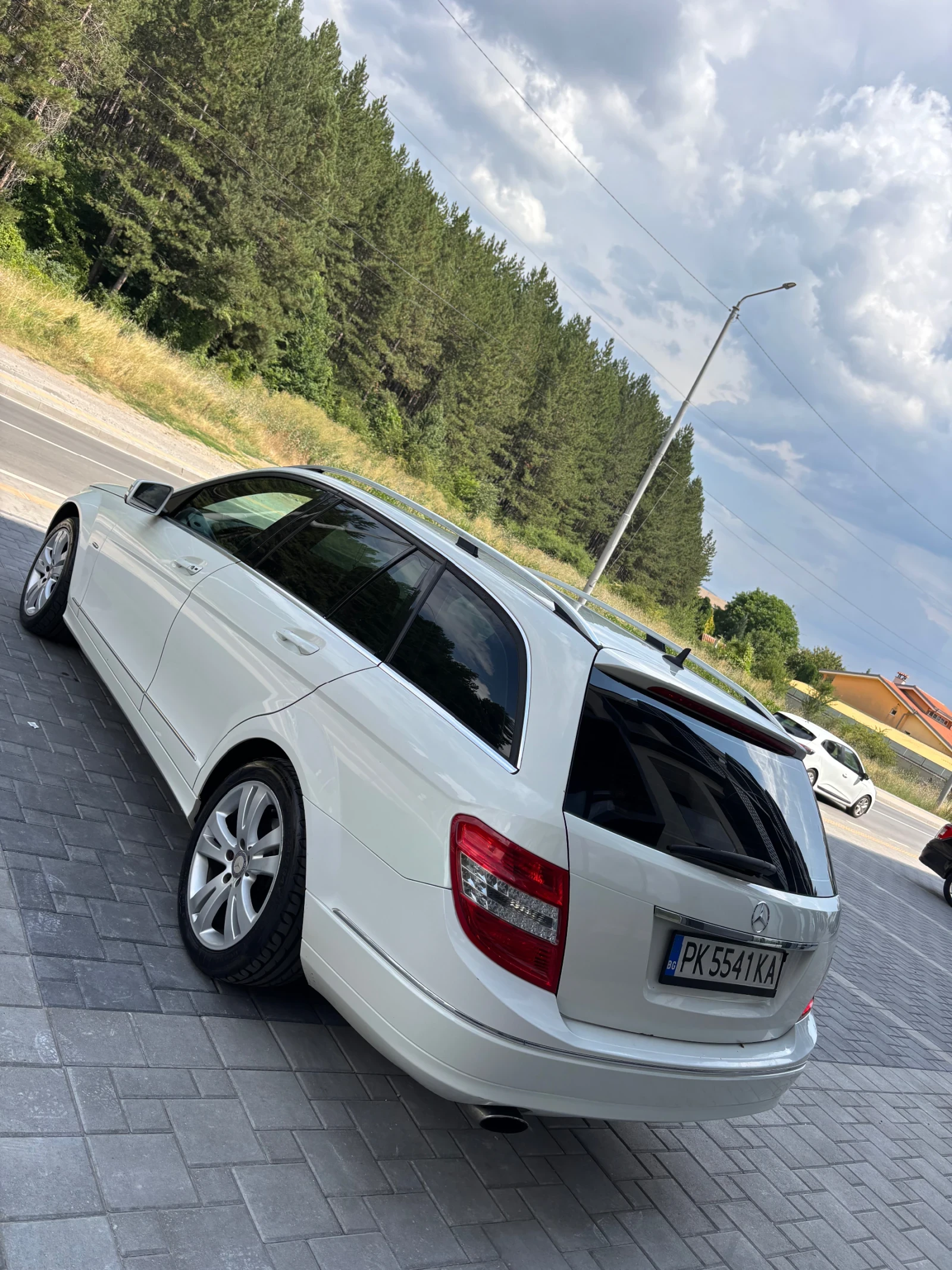 Mercedes-Benz C 220, снимка 4 - Автомобили и джипове - 55656464