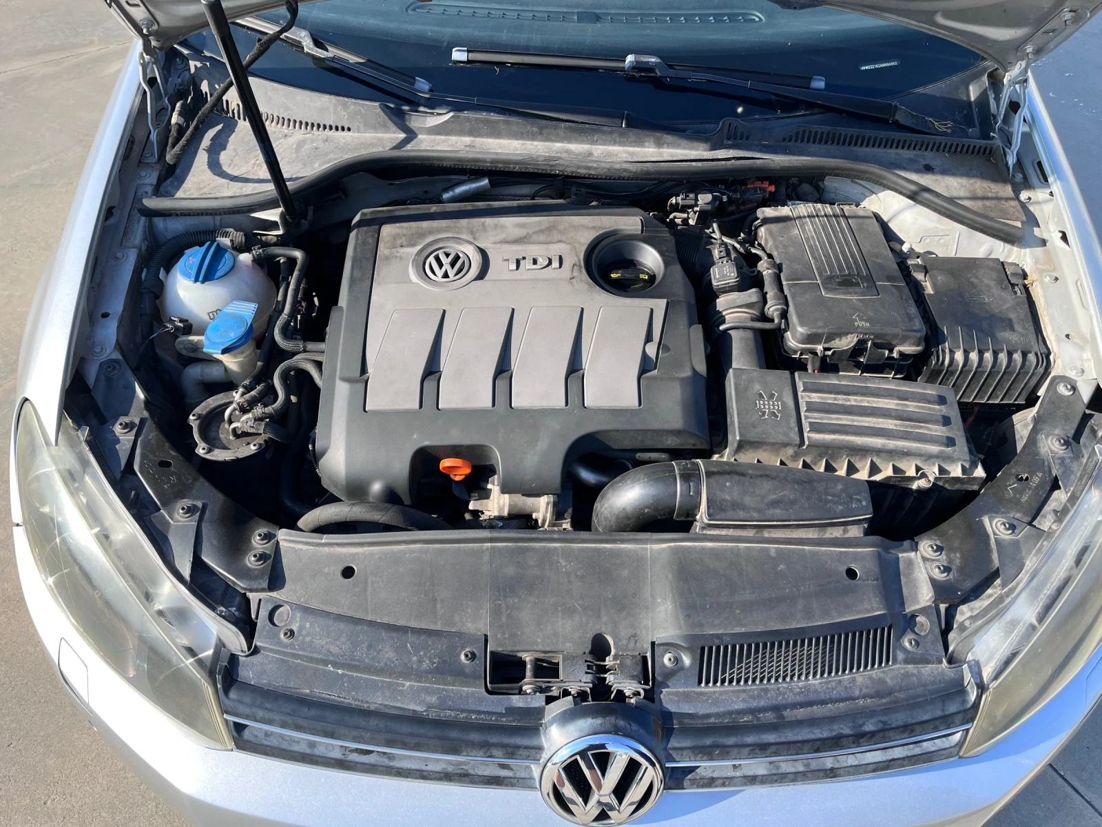 VW Golf, снимка 11 - Автомобили и джипове - 55944453
