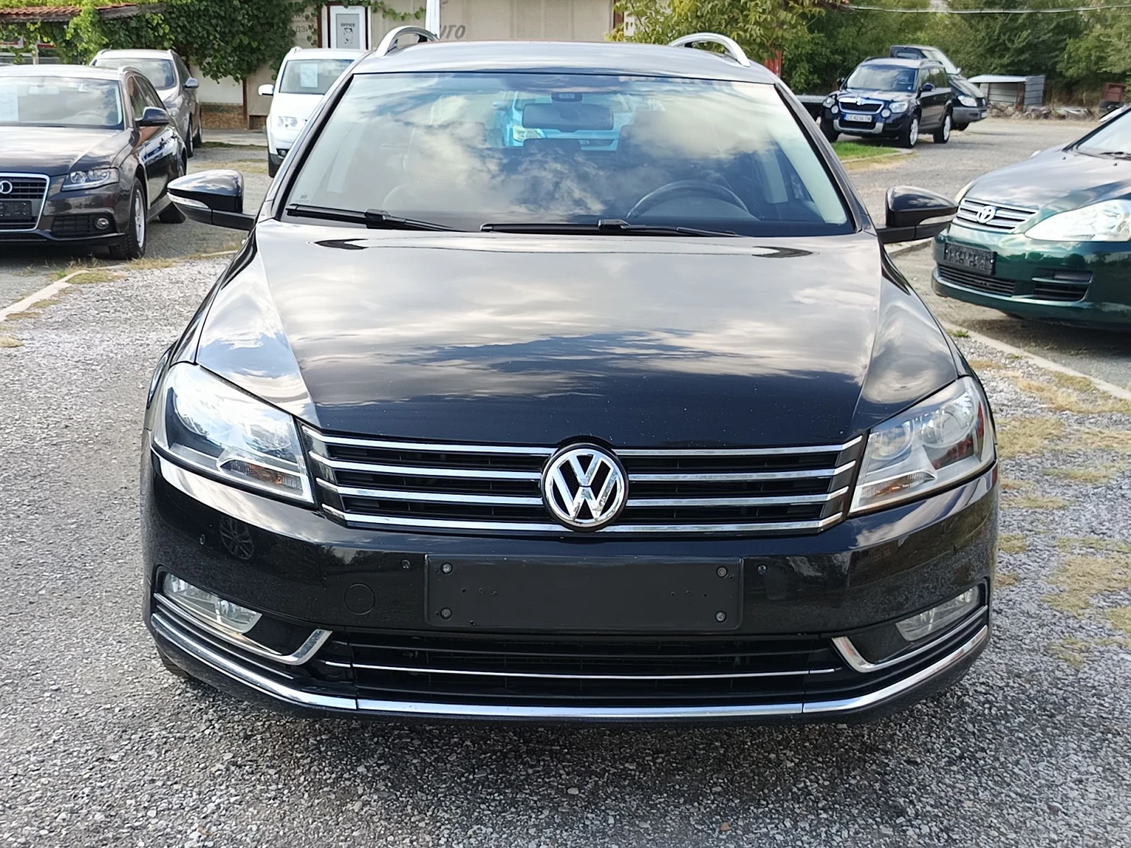 VW Passat 2.0 TDI, снимка 8 - Автомобили и джипове - 56165452