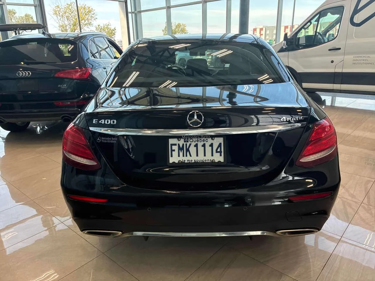 Mercedes-Benz E 400 * CARFAX * , снимка 4 - Автомобили и джипове - 56363189