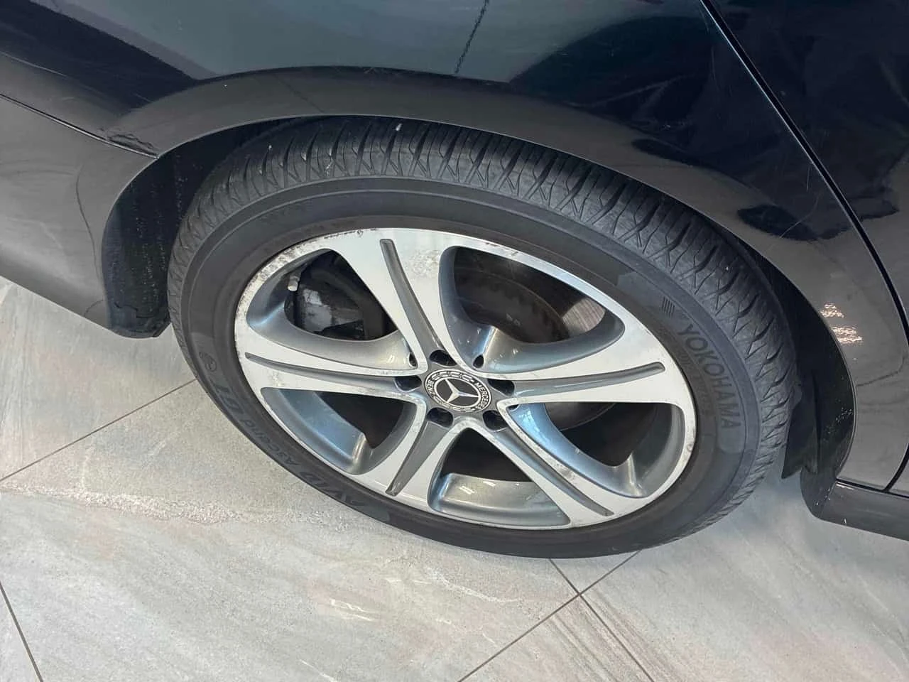 Mercedes-Benz E 400 * CARFAX * , снимка 10 - Автомобили и джипове - 56363189