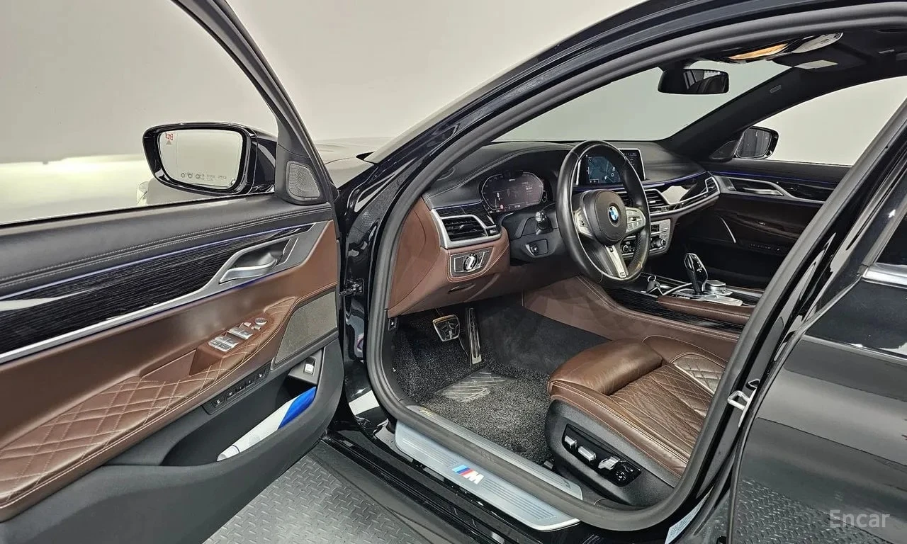 BMW 745 * 745Le iPerformance M Sport * , снимка 10 - Автомобили и джипове - 56615264
