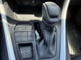 Toyota Rav4 LE| ПОДГРЕВИ| ДВА КЛЮЧА| CARFAX, снимка 15