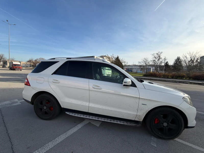 Mercedes-Benz ML 350 AMG* Sport* Кожа* Камера, снимка 4 - Автомобили и джипове - 52976742