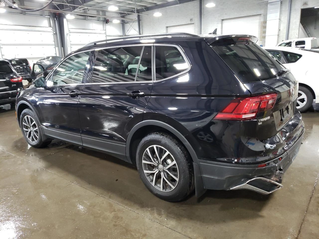 VW Tiguan 4motion* 2.0 TSI* подгрев - изображение 6