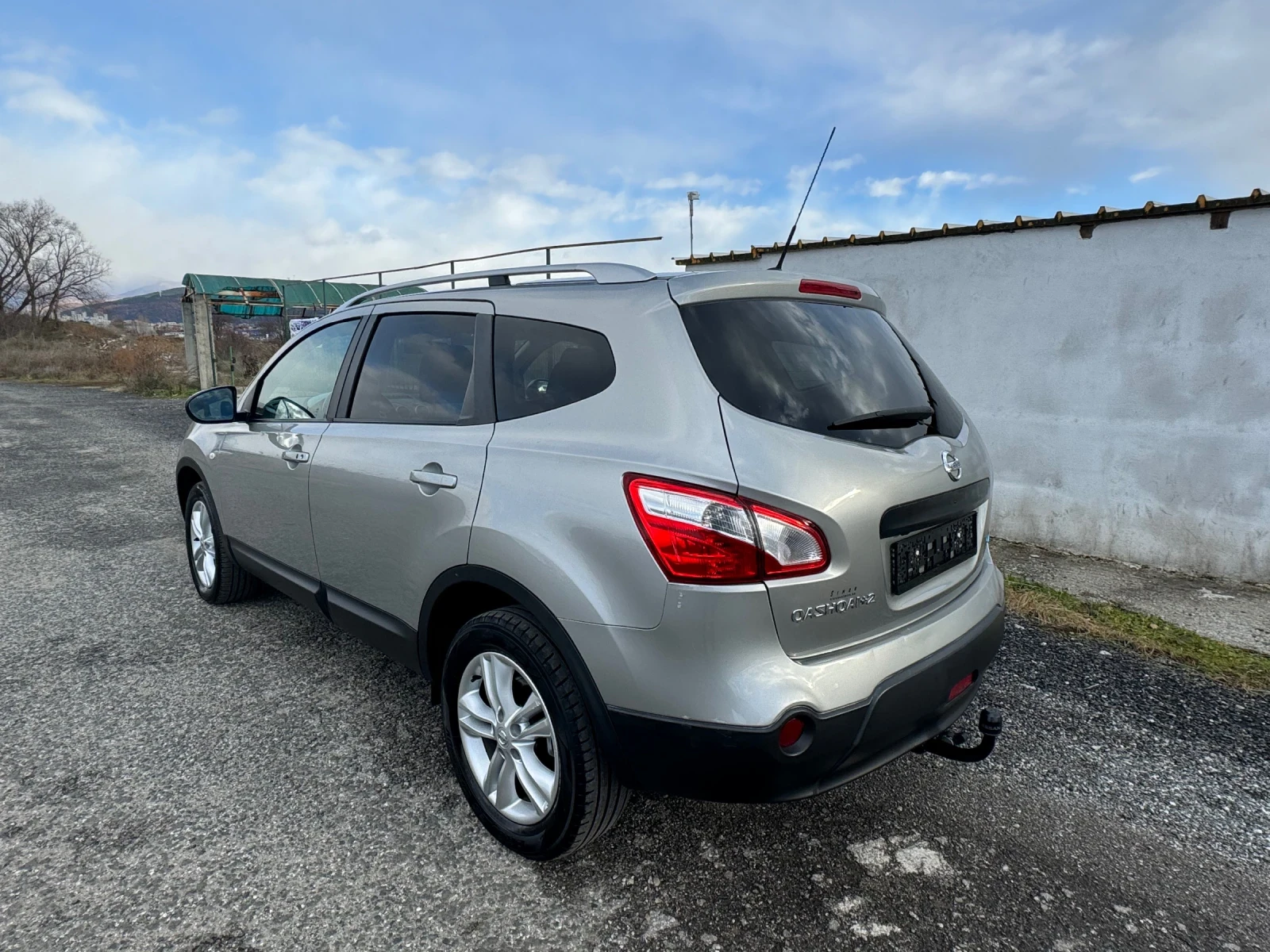 Nissan Qashqai + 2 1.5 DCI * BOSE* PANORAMA* NAVI*  - изображение 7