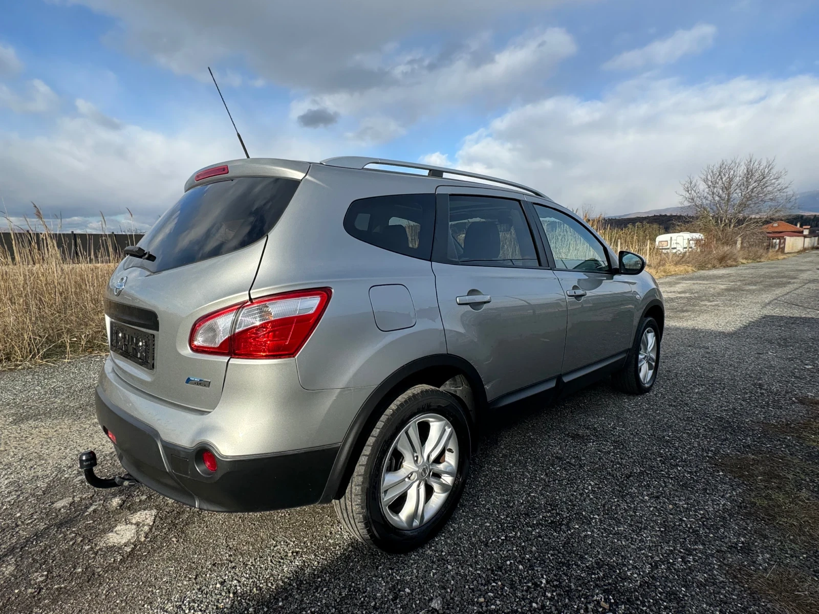 Nissan Qashqai + 2 1.5 DCI * BOSE* PANORAMA* NAVI*  - изображение 5