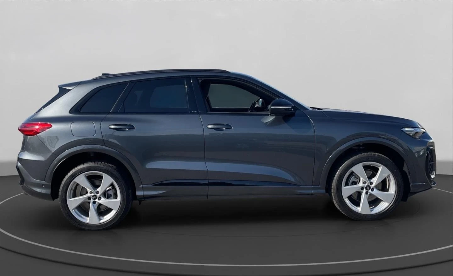 Audi Q5 40 TFSI/NEW MODEL/S-LINE/MMI DISPLAY/MATRIX/CAMERA - изображение 8