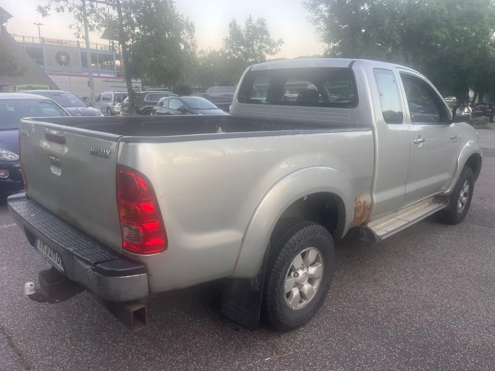 Toyota Hilux  - изображение 3