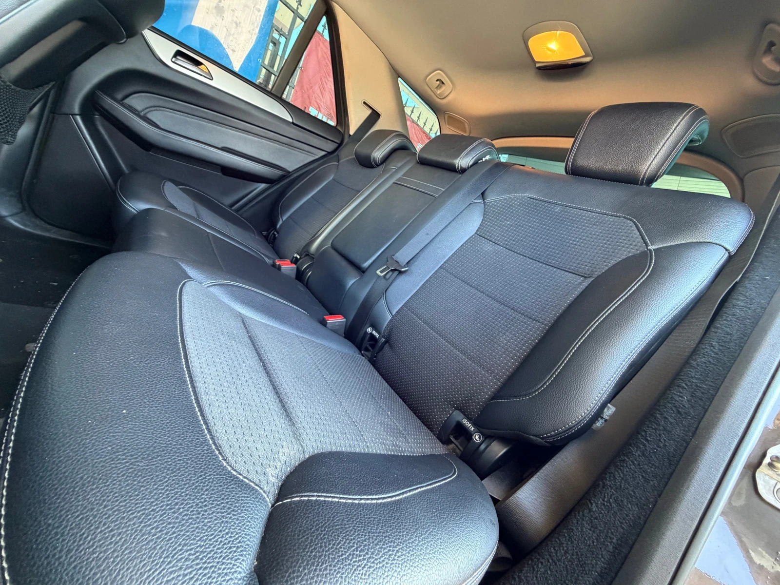 Mercedes-Benz ML 350 AMG* Sport* Кожа* Камера, снимка 7 - Автомобили и джипове - 52976742