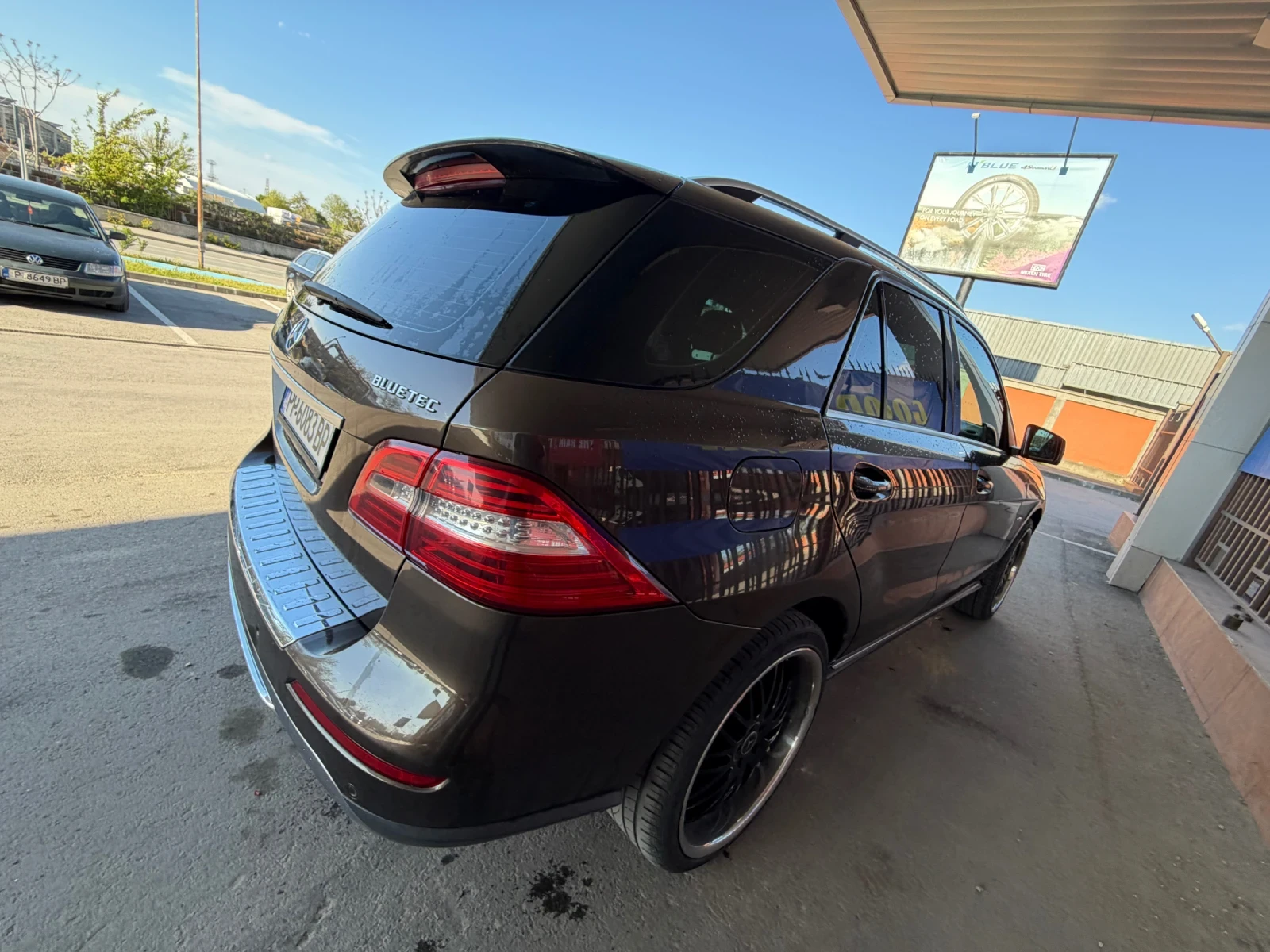 Mercedes-Benz ML 350 AMG* Sport* Кожа* Камера, снимка 15 - Автомобили и джипове - 52976742