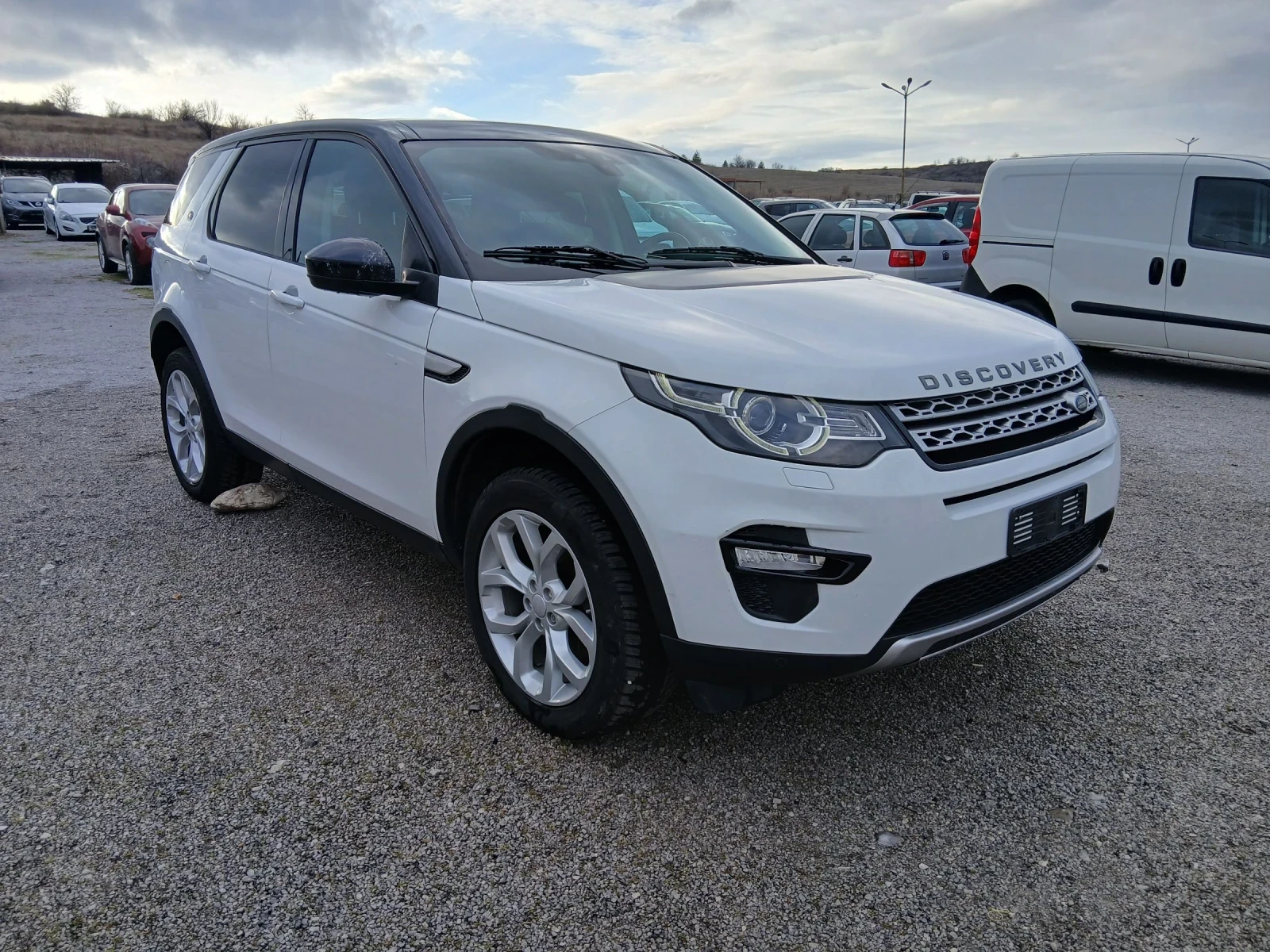 Land Rover Defender 2.0 d - изображение 2