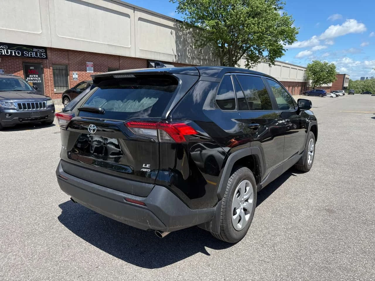 Toyota Rav4 LE| ПОДГРЕВИ| ДВА КЛЮЧА| CARFAX, снимка 4 - Автомобили и джипове - 54859773