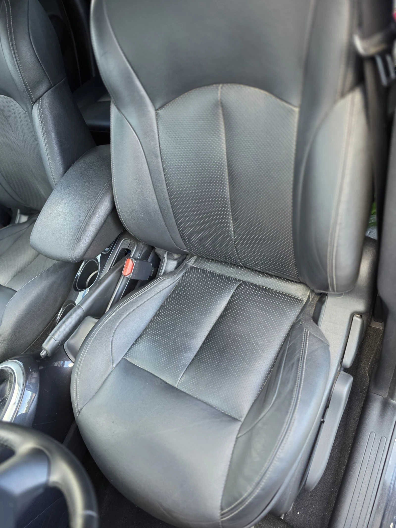 Nissan Juke Tekna 1.5dci Панорама/Ксенон/Кожа/Keyless , снимка 12 - Автомобили и джипове - 54961710