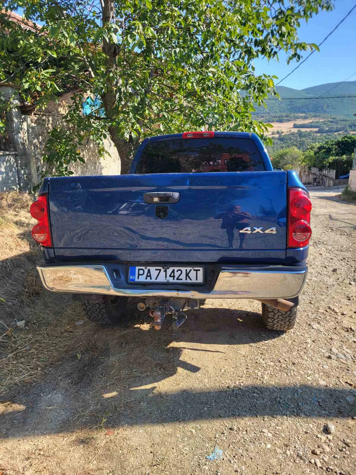 Dodge RAM 1500 5.7 HEMI, снимка 3 - Автомобили и джипове - 55837245