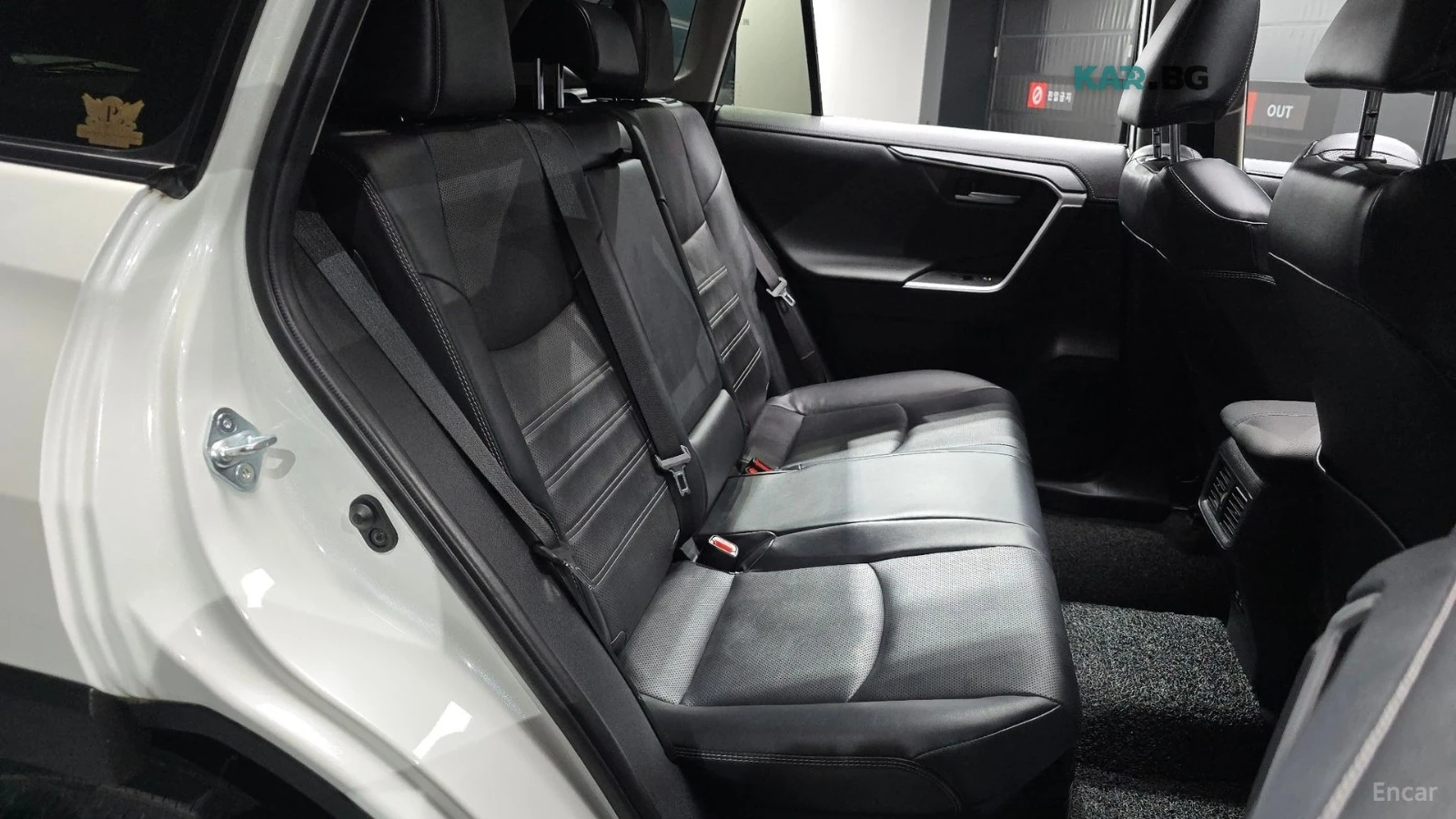 Toyota Rav4 ОБДУХВАНЕ* ПАНО* КАМЕРА* ДИСТРОНИК* , снимка 11 - Автомобили и джипове - 55891284