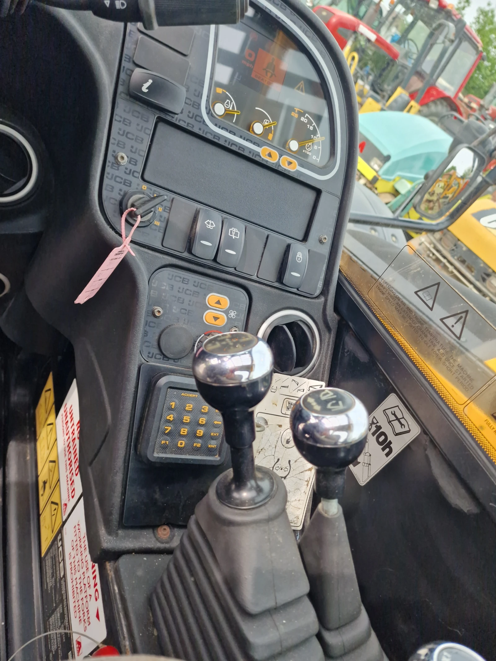 Телескопични товарачи JCB 535-125 HI VIZ, снимка 6 - Индустриална техника - 54481642