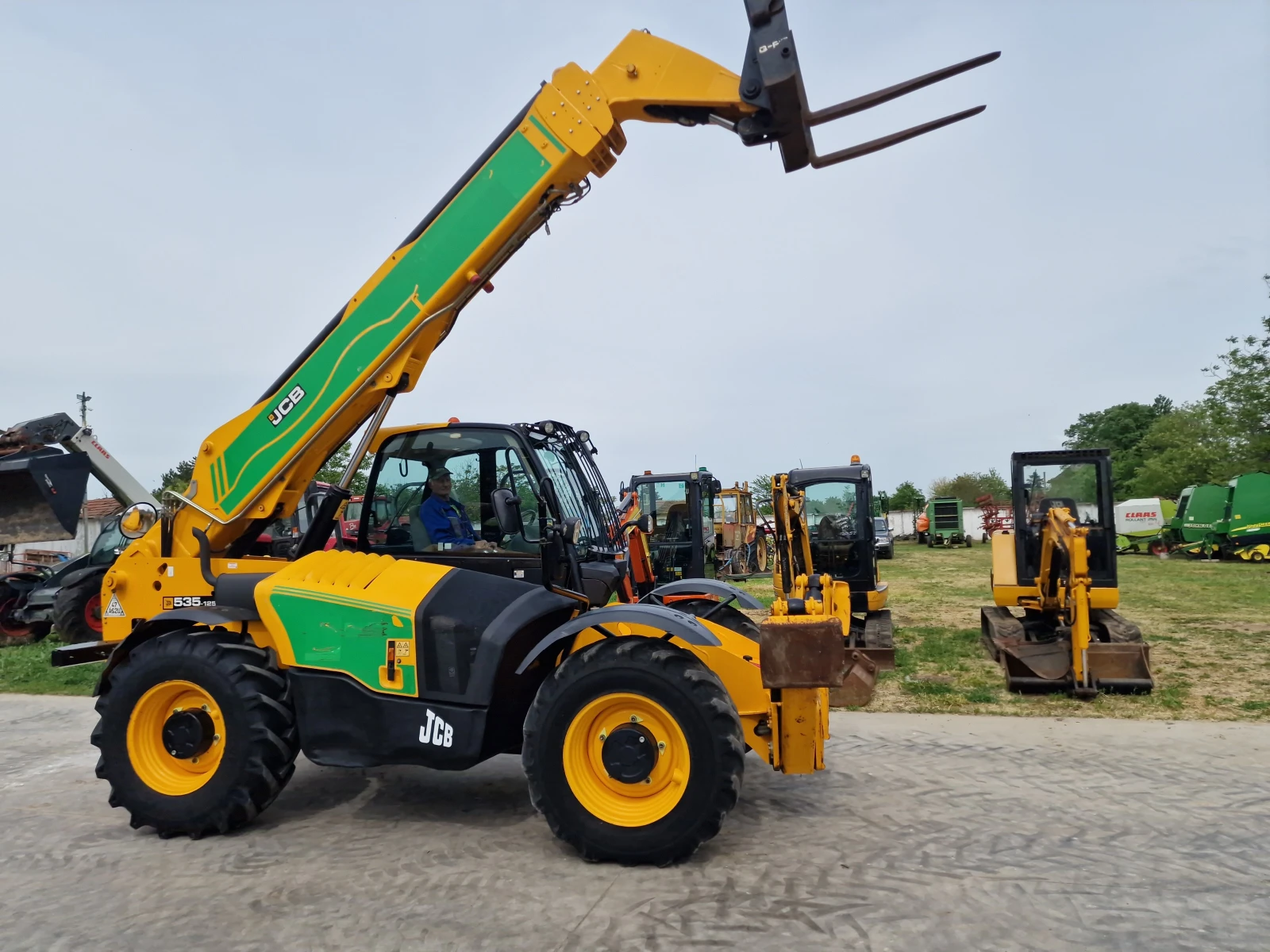 Телескопични товарачи JCB 535-125 HI VIZ, снимка 14 - Индустриална техника - 54481642