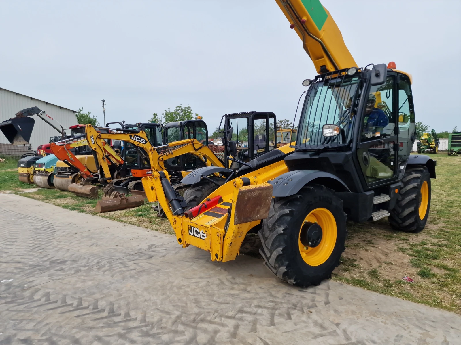 Телескопични товарачи JCB 535-125 HI VIZ, снимка 12 - Индустриална техника - 54481642