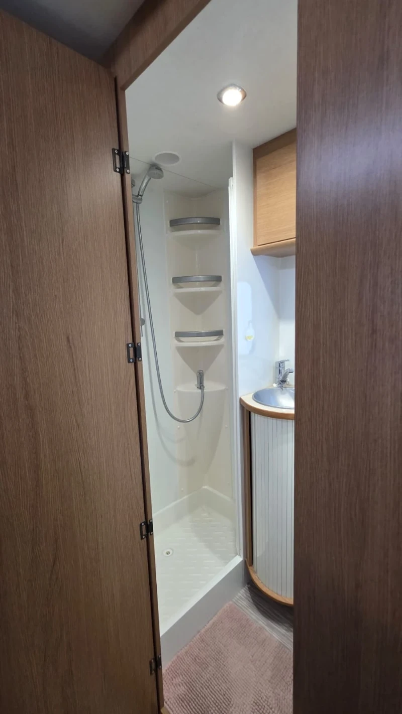 Кемпер Fiat Ducato RiMOR SEAL 9, снимка 9 - Каравани и кемпери - 52429433