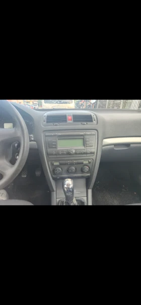 Skoda Octavia 2.0 FSI, снимка 7