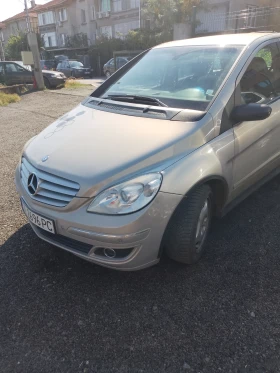 Mercedes-Benz B 180, снимка 5