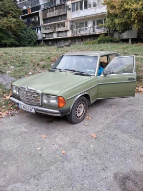 Mercedes-Benz 123, снимка 2