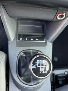 VW Touran 1.6  | Mobile.bg    11