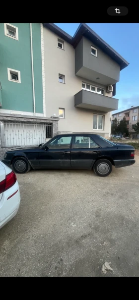 Mercedes-Benz 124 - 1800 € / 3520.49 лв. - 11058495 2