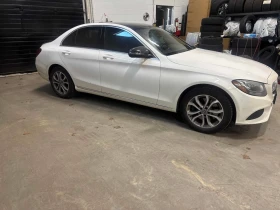 Mercedes-Benz C 300 CARFAX, снимка 3