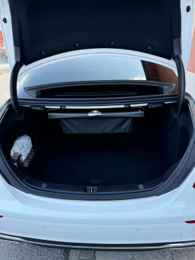 Mercedes-Benz E 300 Уникат. Всичко оригинално. От първи собственик.  - 24600 € / 48113.42 лв. - 99859757 8