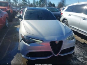 Alfa Romeo Giulia * KEYLESS* ПАНОРАМА* КОЖА* ПОДГРЕВ* КАМЕРА*  | Auto.bg — изображение 3