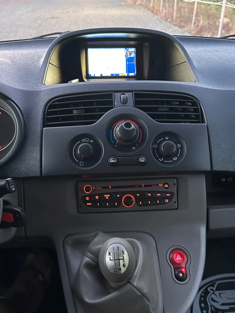 Renault Kangoo MAXI 1.5DCI, снимка 12 - Автомобили и джипове - 46237990