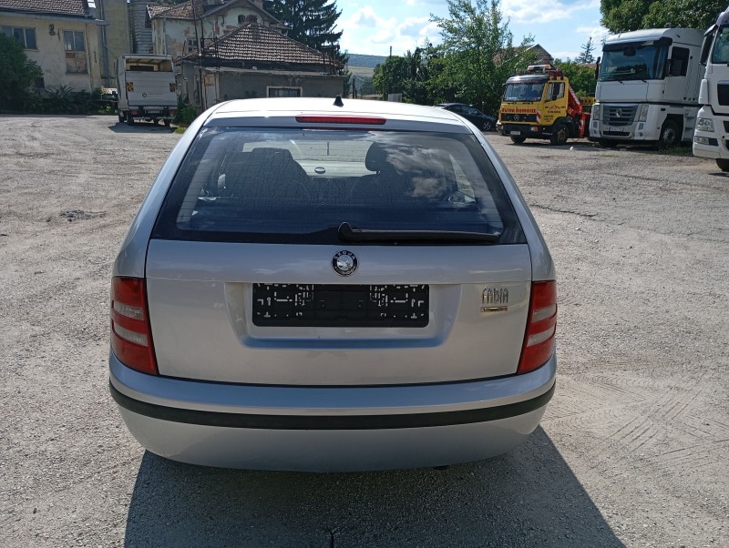 Skoda Fabia, снимка 6 - Автомобили и джипове - 46795166