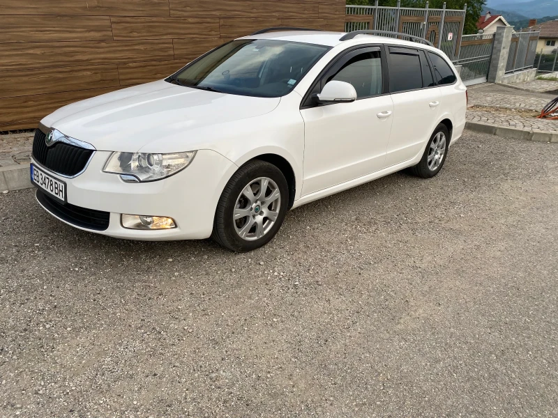 Skoda Superb 2.0 TDI Автоматик, снимка 1 - Автомобили и джипове - 46881046