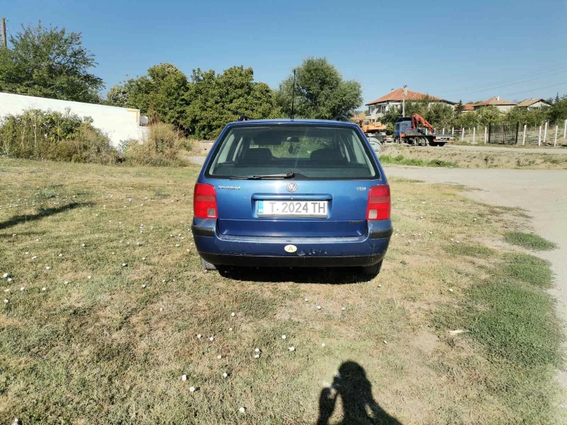 VW Passat, снимка 3 - Автомобили и джипове - 47015889