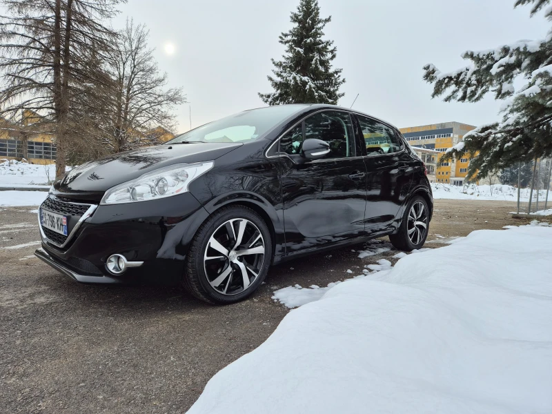 Peugeot 208 1.6 Е-HDI EURO 5, снимка 11 - Автомобили и джипове - 49531999