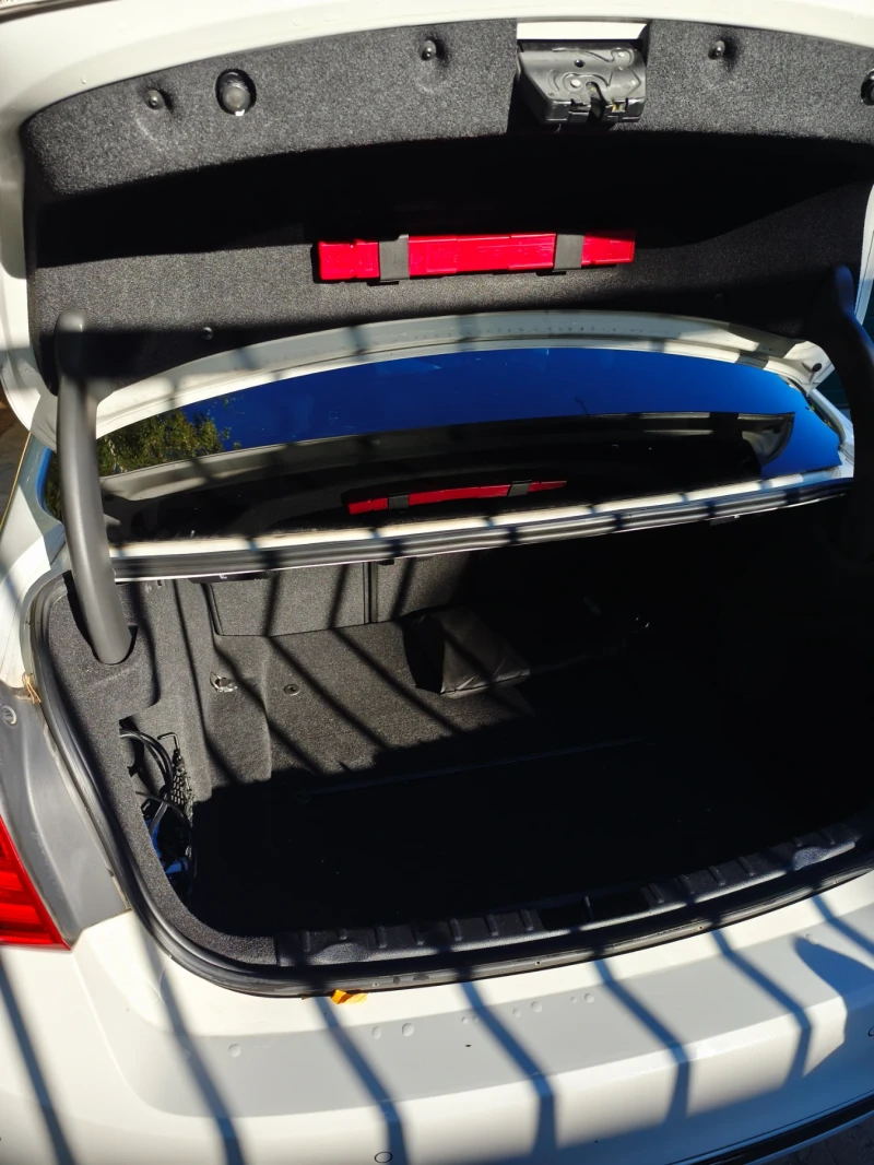 BMW 320 320d, xDrive, M packet, Sport edition, F30, снимка 8 - Автомобили и джипове - 52822193