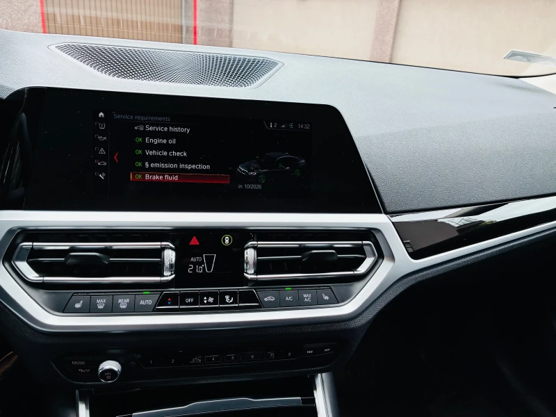 BMW 320 37000км!-купена нова от BMW/BG-един собственик, снимка 13 - Автомобили и джипове - 52669503