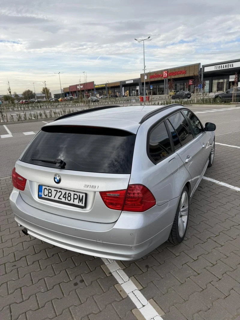 BMW 318, снимка 5 - Автомобили и джипове - 52473386