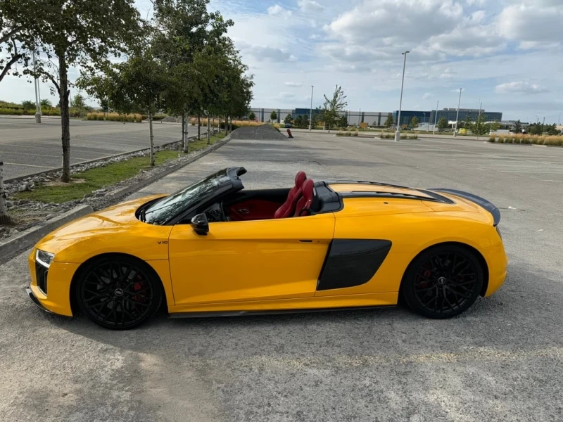 Audi R8 * 2dr Conv Spyder Auto V10 * CARFAX * ЦЕНА ДО БГ, снимка 7 - Автомобили и джипове - 52793909