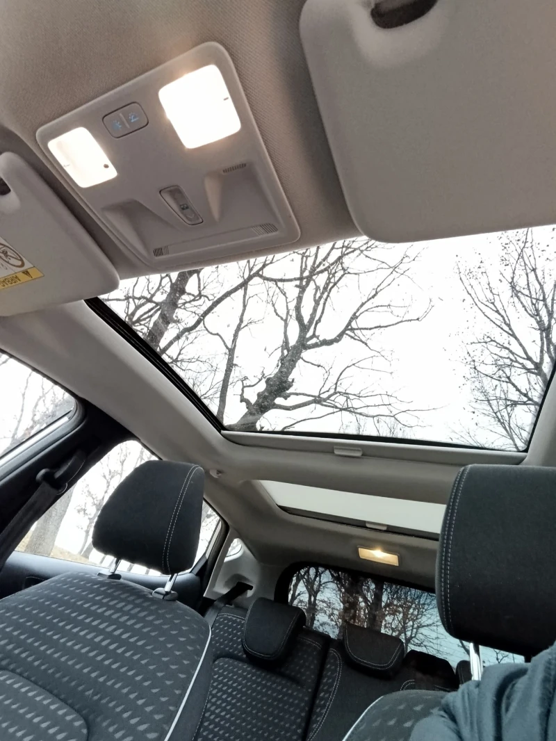 Ford Fiesta Titanium, снимка 12 - Автомобили и джипове - 52866557